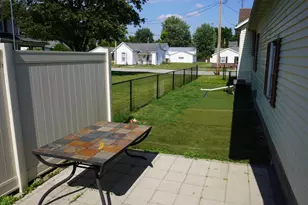 407 Murray St, Wapakoneta, OH 45895 - Photo 31