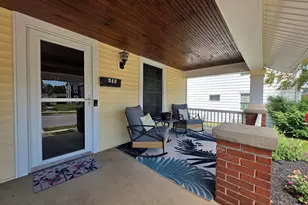 512 W Benton St, Wapakoneta, OH 45895 - Photo 3