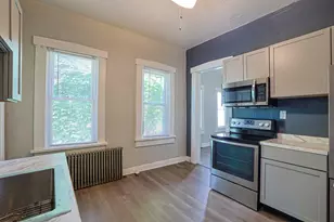 62 Pioneer St, Dayton, OH 45405 - Photo 5