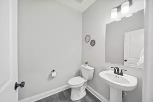 1612 Whispering Pines Ln, Bellefontaine, OH 43311 - Photo 11