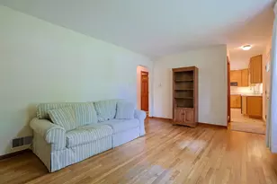 1089 Forest Dr, Dayton, OH 45434 - Photo 7