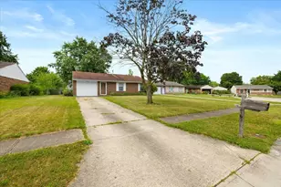 6124 Little Creek Ct, Dayton, OH 45424 - Photo 5
