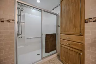 224 Meadow Ln, Springfield, OH 45505 - Photo 17