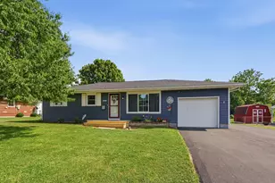2941 Sun Valley Dr, Springfield, OH 45505 - Photo 1