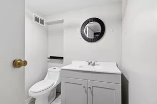 5676 Bellefontaine Rd, Dayton, OH 45424 - Photo 27
