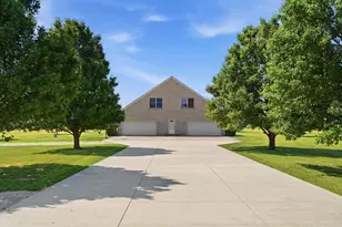 8400 N Montgomery County Line Rd, Brookville, OH 45309 - Photo 21