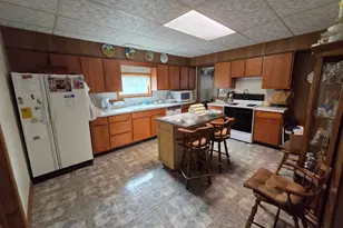 1909 W Washington St, Springfield, OH 45506 - Photo 13