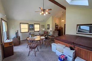 1909 W Washington St, Springfield, OH 45506 - Photo 5