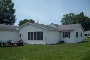 106 Pershing St, Celina, OH 45822 - Photo 9