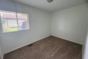 810 Cheshire Cir, Celina, OH 45822 - Photo 11