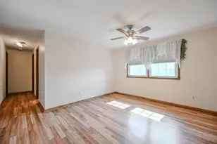 5326 W Ridgewood Rd, Springfield, OH 45503 - Photo 9