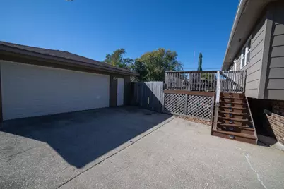 9241 Pleasant Ave, Tinley Park, IL 60487 - Photo 23