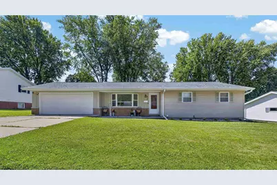 817 Rice St, Horicon, WI 53032 - Photo 11