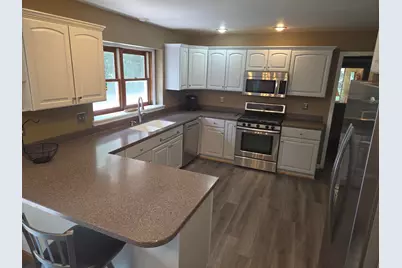 131 Beverly Dr, Chesterton, IN 46304 - Photo 5
