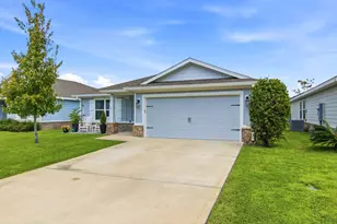 717 Riverwalk Cir, Freeport, FL 32439 - Photo 3