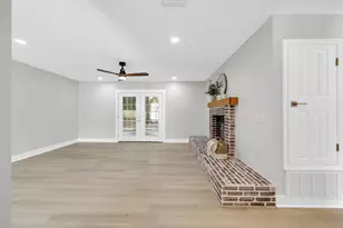 4855 Kensington Ln, Crestview, FL 32539 - Photo 7