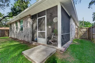 217 Fir Ave, Niceville, FL 32578 - Photo 33
