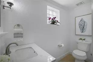 1650 Assisi Dr, Sarasota, FL 34231 - Photo 19