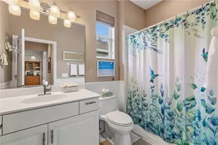 7907 Ashley Cir, Bradenton, FL 34201 - Photo 23