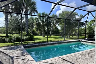 12422 Wood Fern Ct, Sarasota, FL 34238 - Photo 3