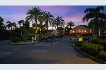 2924 Oriole Dr, Sarasota, FL 34243 - Photo 43