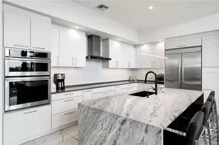 1155 N Gulfstream Ave, Sarasota, FL 34236 - Photo 3