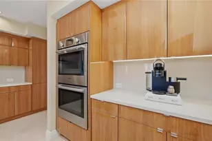2050 Benjamin Franklin Dr, Sarasota, FL 34236 - Photo 29