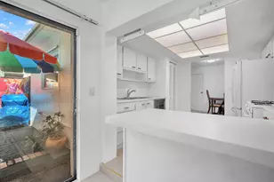 8380 NW 28th St, Sunrise, FL 33322 - Photo 23