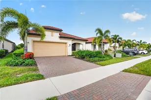 24237 Spartina Dr, Venice, FL 34293 - Photo 3