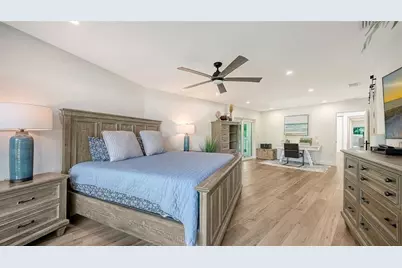 2201 Webber St, Sarasota, FL 34239 - Photo 31
