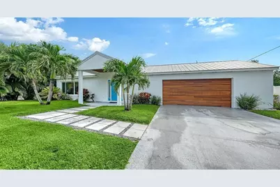 2201 Webber St, Sarasota, FL 34239 - Photo 3