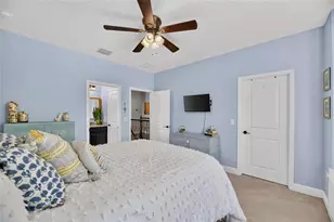 303 W Chapman Rd, Tampa, FL 33613 - Photo 41