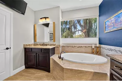 303 W Chapman Rd, Tampa, FL 33613 - Photo 33