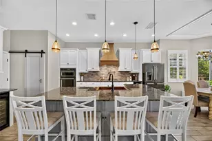 303 W Chapman Rd, Tampa, FL 33613 - Photo 15