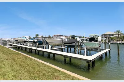 521 Pinellas Bayway S #105, Tierra Verde, FL 33715 - Photo 45