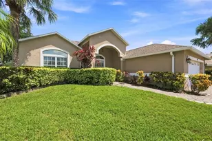 1001 Pondview Ct, Tarpon Springs, FL 34689 - Photo 3