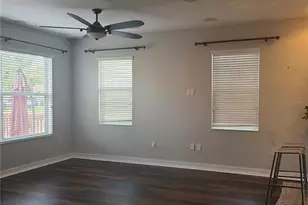 10432 La Mirage Ct, Tampa, FL 33615 - Photo 11
