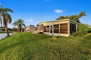 3207 Brewster Dr, Holiday, FL 34690 - Photo 37