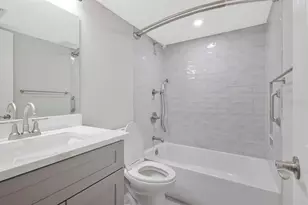 7645 Sun Island Dr S, South Pasadena, FL 33707 - Photo 31