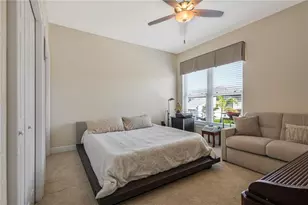829 Date Palm Ln, Saint Petersburg, FL 33707 - Photo 33