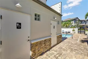 829 Date Palm Ln, Saint Petersburg, FL 33707 - Photo 45