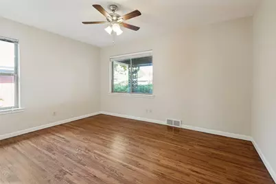 8030 Hunnicut Rd, Dallas, TX 75228 - Photo 23