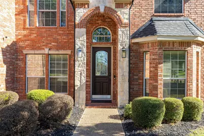 10206 Broadmoor Ln, Rowlett, TX 75089 - Photo 3
