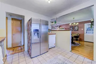 20 Alpha Dr, Florissant, MO 63031 - Photo 17