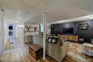 20 Alpha Dr, Florissant, MO 63031 - Photo 31
