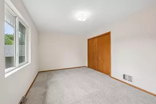 13008 Oliver Ave S, Burnsville, MN 55337 - Photo 11