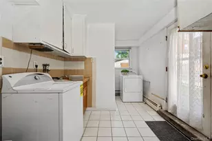 29 Stillwell Ave, Yonkers, NY 10704 - Photo 17
