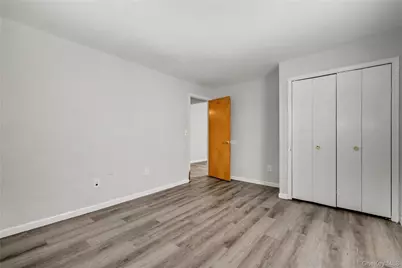 29 Stillwell Ave, Yonkers, NY 10704 - Photo 13