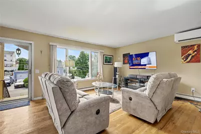 29 Stillwell Ave, Yonkers, NY 10704 - Photo 7