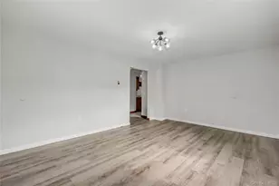 29 Stillwell Ave, Yonkers, NY 10704 - Photo 15
